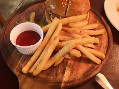 -羽深肉铺 Steak & Wine