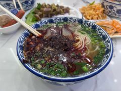 -伊穆祥牛肉面总店·清真