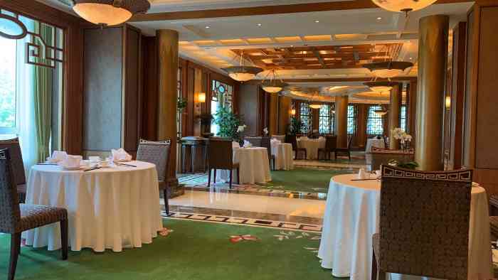上海兴国宾馆 丽宫中餐厅-"我们住在楼上的酒店,听说这家餐厅不错,也.