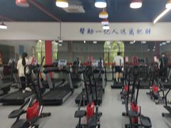 -巅峰减重高端减肥训练营(惠州店)