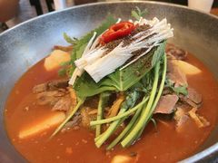 -喇喇排骨火锅·传统韩式脊骨汤(望京西园总店)