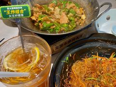 -费大厨辣椒炒肉(黄兴中心广场店)