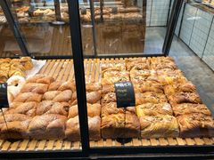 -Dough&Joe团憩(瑞虹天地月亮湾店)