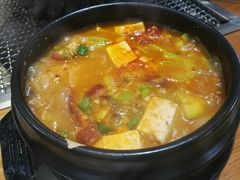 牛肉大酱汤-肉甲韩国木炭烤肉(新壹街1店)