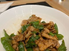 -鱼鲜饭香·招牌汽锅剁椒鱼头王