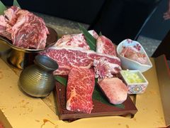-铭牛烧肉·和牛海鲜自助(高新月牙湖店)