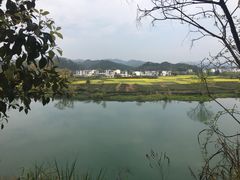 -婺源月亮湾