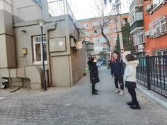 -秋果酒店(北京中日友好医院和平里地铁站店)