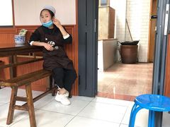 -老乌家特色小炒泡馍(大皮院店)