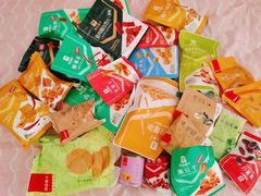 -良品铺子(海林广场店)