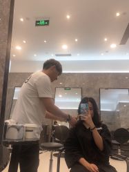 -TONI&GUY