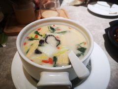 无油鱼汤煮食蔬-大树餐厅(红旗街万达店)