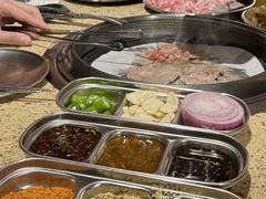 -姜胖胖韩式自助烤肉(光明万达店)
