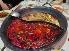 -卤校长老火锅(杨家坪直营店)