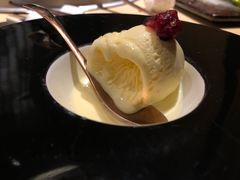 -余欢领鲜火锅(新街口店)