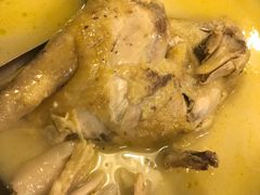 -鲜入围煮花胶鸡海鲜火锅