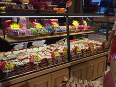 -昆明冠生园·蛋糕·面包(南强街店)