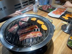 -汉城烤肉·黑金冠(华山路店)