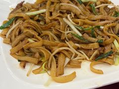 干炒牛河-粤盛海鲜平价店(洛溪食街店)