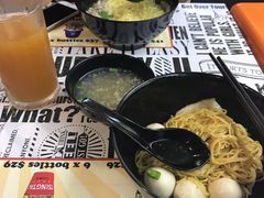 -牛车水美食街