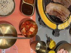 -轻烧烤肉(光谷步行街店)