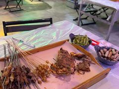 -夜火烤摊·东北烧烤酒场·老杨小黄鱼