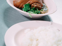 -Kha Mu Charoensang(Silom)