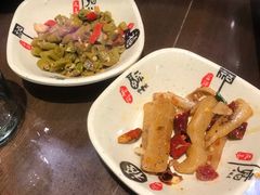 -富正毅三下锅·湘西韵味(天门山索道店)