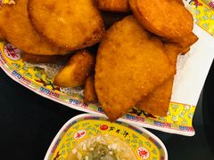 炸窝头沾臭豆腐-芦月轩羊蝎子(北蜂窝店)