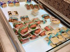 -乐兹薇尔高端烘焙店(海宁西田城店)