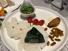 -三亚湾海居铂尔曼度假酒店