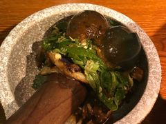 擂辣椒皮蛋拌茄子-炊烟小炒黄牛肉(东庆街店)