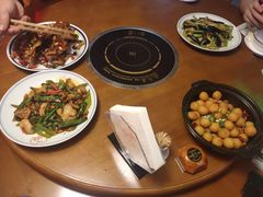 -茅台镇网红溶洞餐厅·茅帮菜馆
