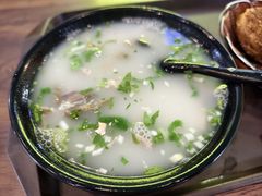 -万红路羊汤烧饼店(将台路店)