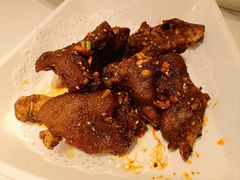 脆皮猪手-刘胖子家常菜·蹄花焖藕(中南店)