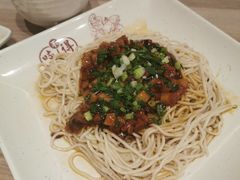 家常卤肉拌面-咬不得高祖生煎·简餐(金逸影城店)