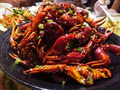 -巴厘龙虾·榜首油焖大虾(音乐学院·沿江酒馆店)