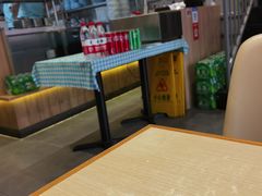 -灵芝妹子海鲜米线(劳动公园店)
