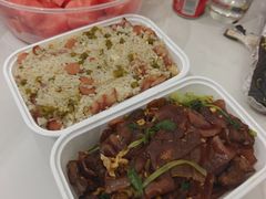 -老头爱马仕酸豇豆炒饭(丰富路店)