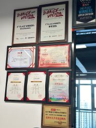 -WITCH （舞季）舞蹈工作室