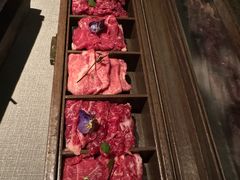 -左庭右院鲜牛肉火锅黑金店(陆家嘴中心店)