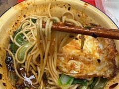 -张记奔吃小面