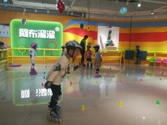 -阿布溜溜·轮滑(21世纪太阳城店)