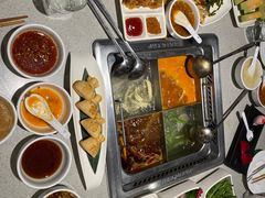 -海底捞火锅(宝龙广场夜宵主题店)