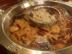 -山城年华老火锅(玉林店)