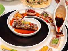 -品海楼·大连海胆锅贴馆(东港店)