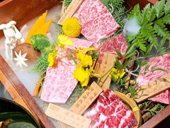 -山川小町·极番烧肉(新地假日广场店)