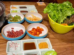 -明洞阿姨·韩式酱蟹烤肉·创意料理(三元桥店)