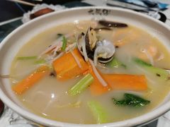 -大食代美食广场(上海中心店)
