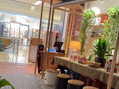 -渝信川菜 · 川味家常菜(财富购物中心店)
